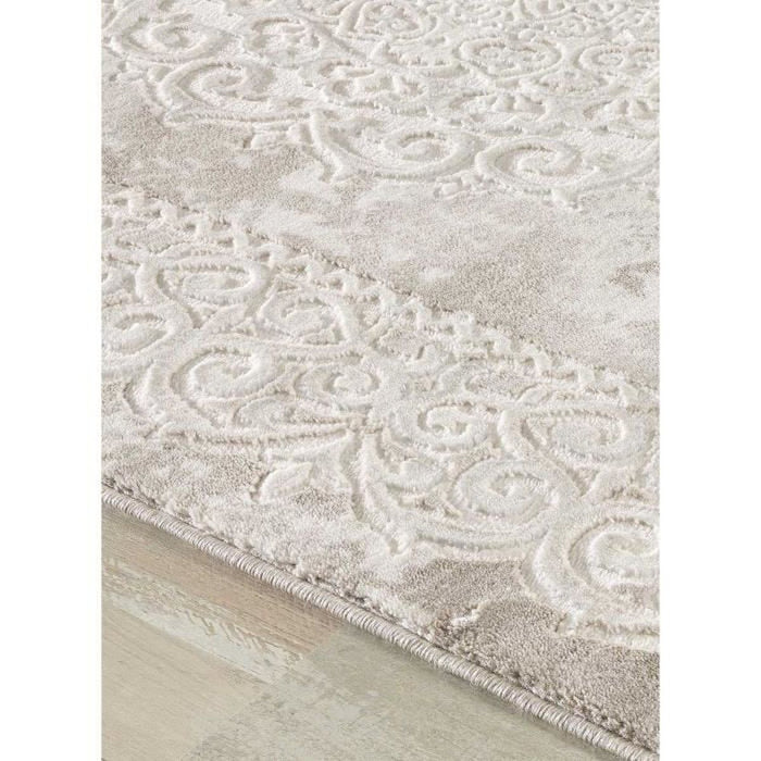 Beige oriental inspired carpet